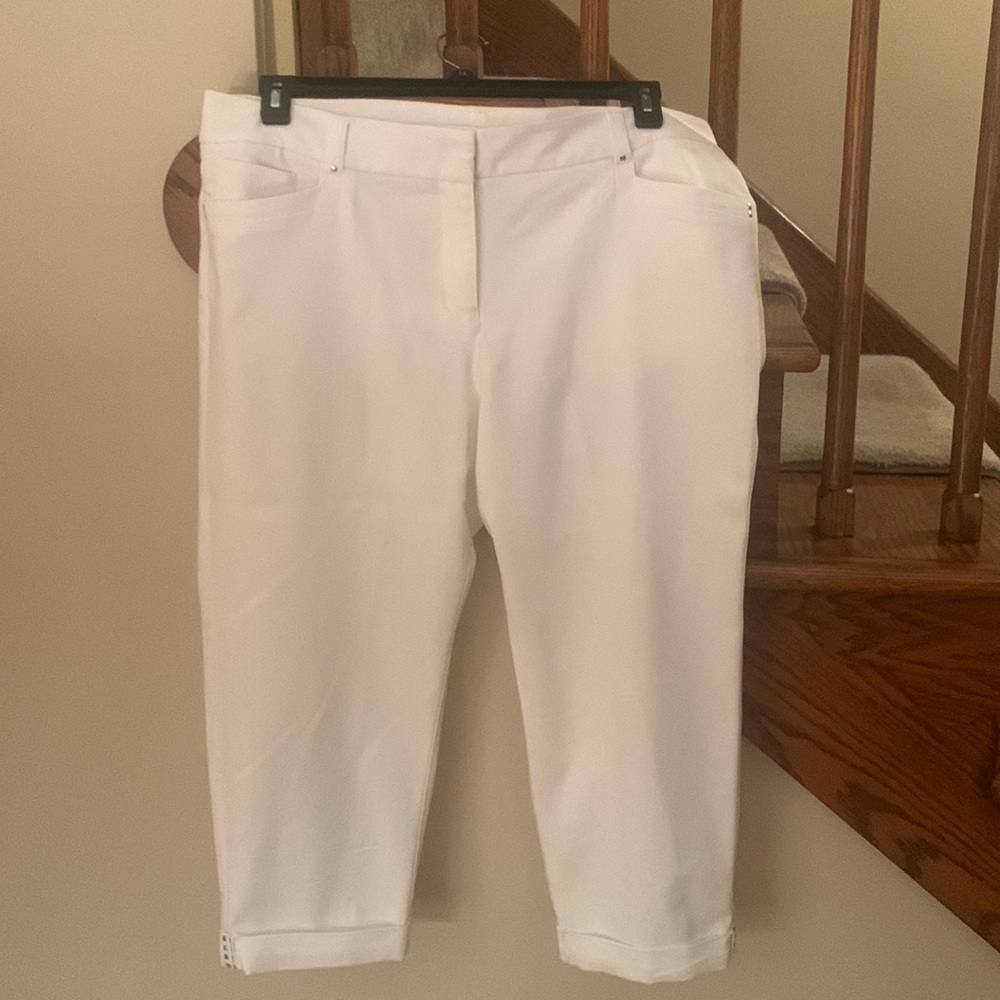 White capris